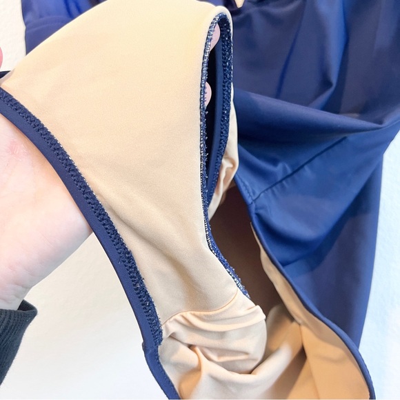 J.Crew Factory Ruffle V-Neck One-Piece Swimsuit Navy Blue 2X Resort Vacation EUC - Picture 3 of 12